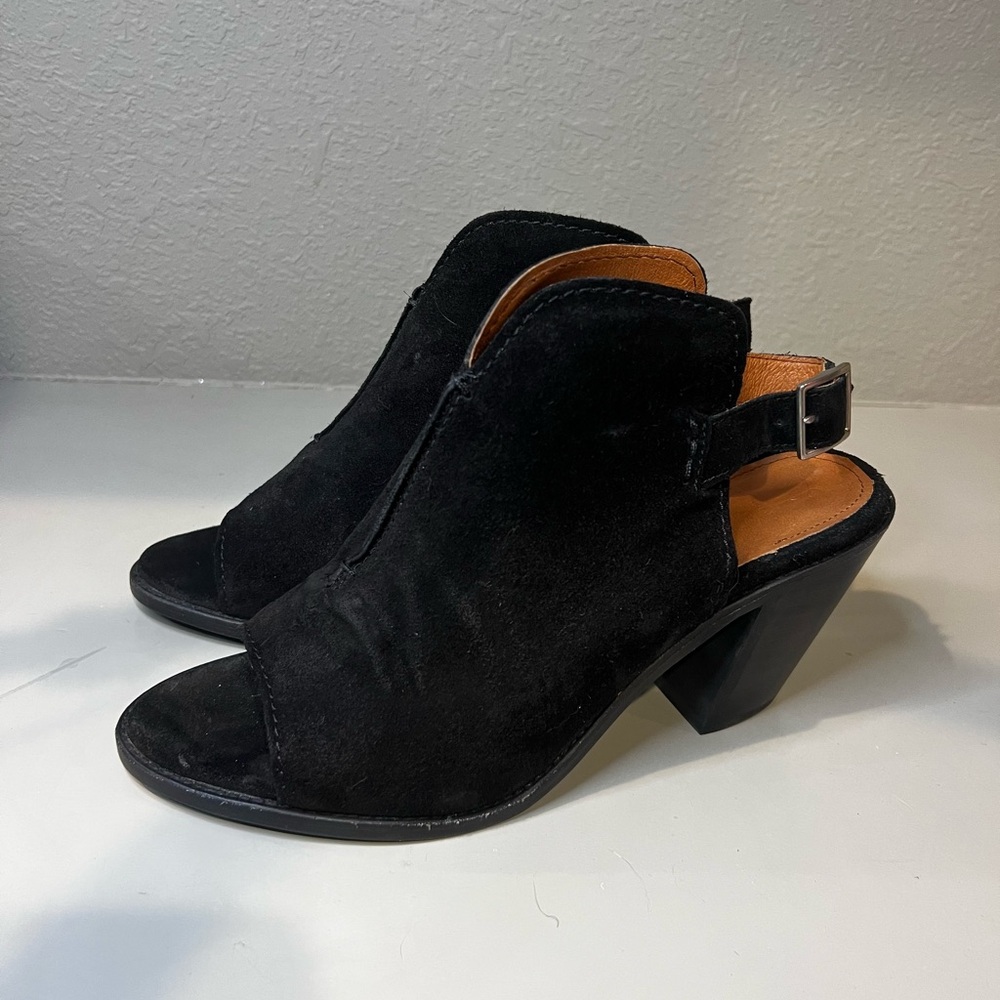 Frye Courtney Slingback Mules In black suede. Like New, Women’s Size 10